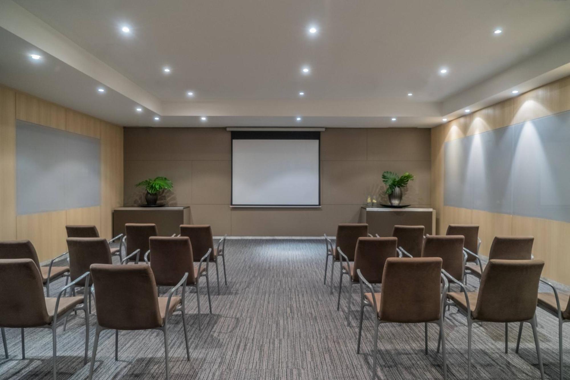 Ac Hotel Ciudad De Sevilla By Marriott Экстерьер фото