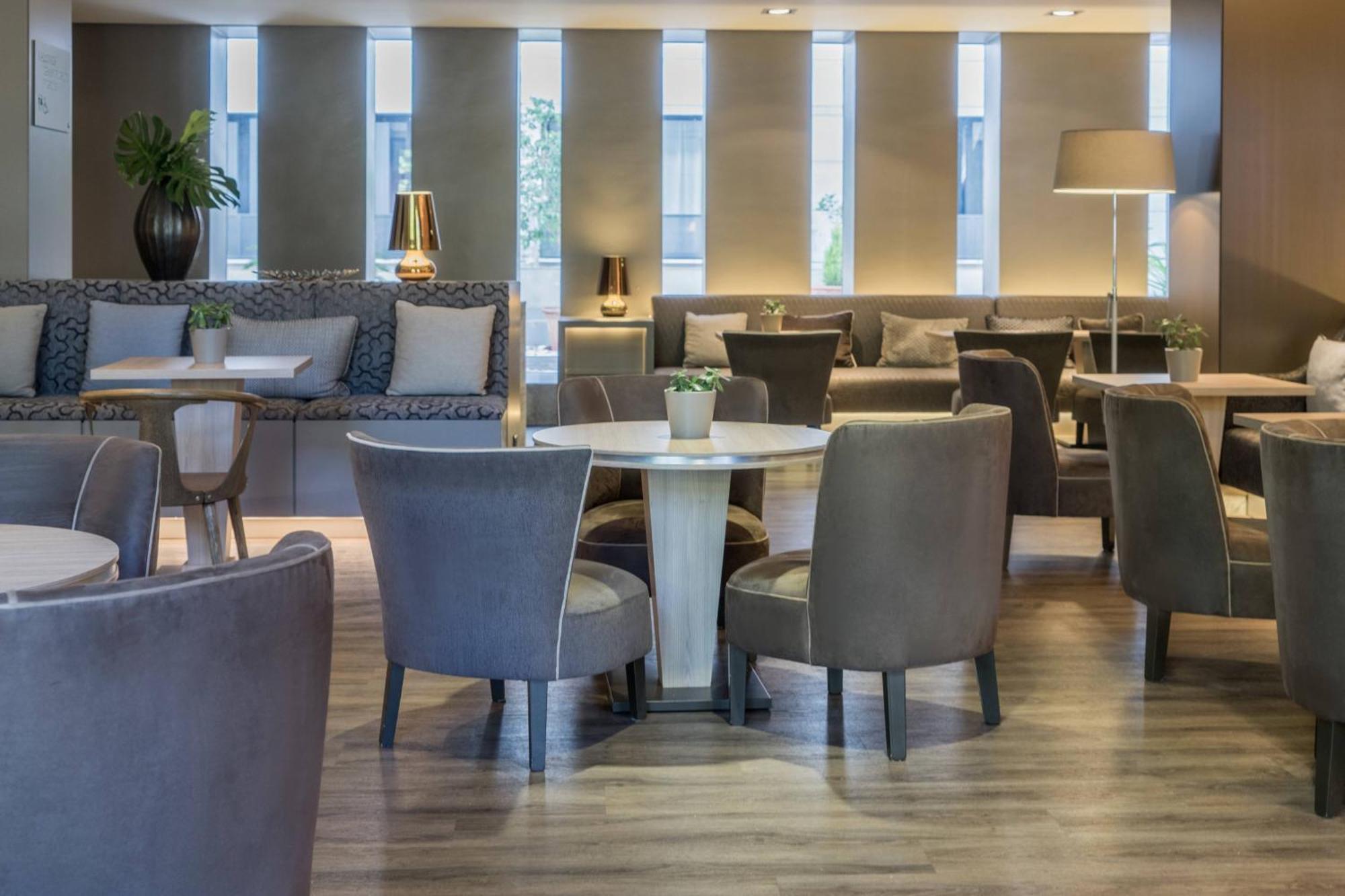 Ac Hotel Ciudad De Sevilla By Marriott Экстерьер фото